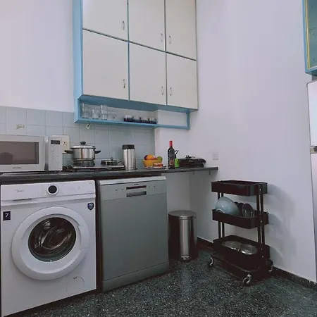 Chrysanthemum Apartment *