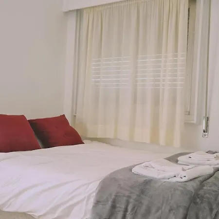 Chrysanthemum Apartman